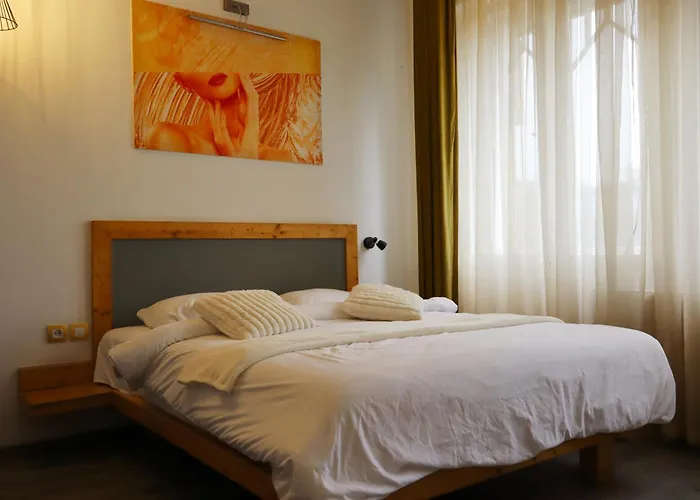 M Boutique 아파트호텔 *